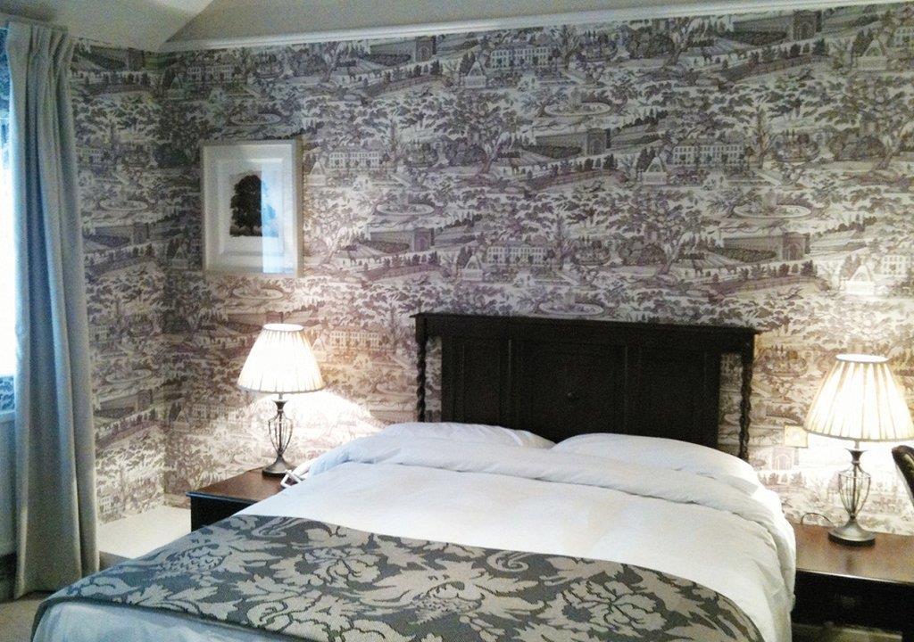 The Fleece At 시런세스터 객실 사진 A bedroom at the hotel